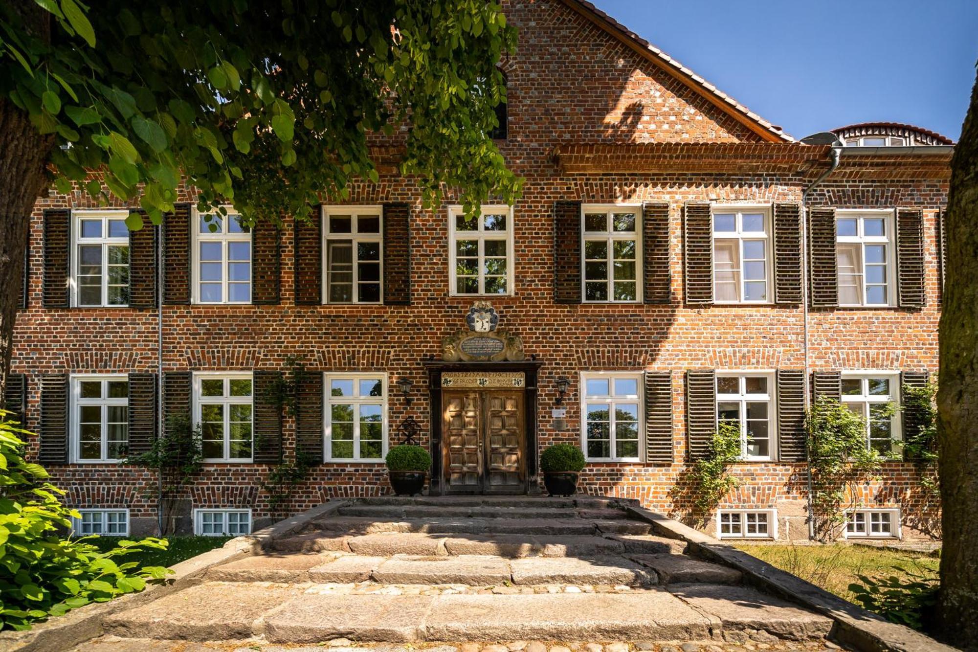 Romantik Hotel Gutshaus Ludorf Экстерьер фото